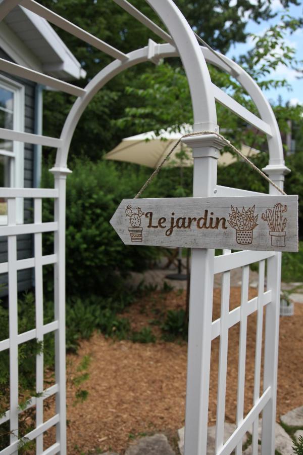 La Petite Hermine B&B Stoneham Εξωτερικό φωτογραφία