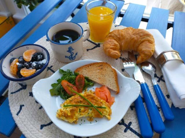 La Petite Hermine B&B Stoneham Εξωτερικό φωτογραφία